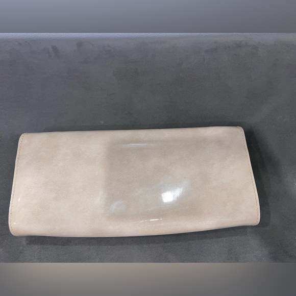⭐️Host Pick⭐️ Longchamp patent leather evening clutch - Picture 2 of 8